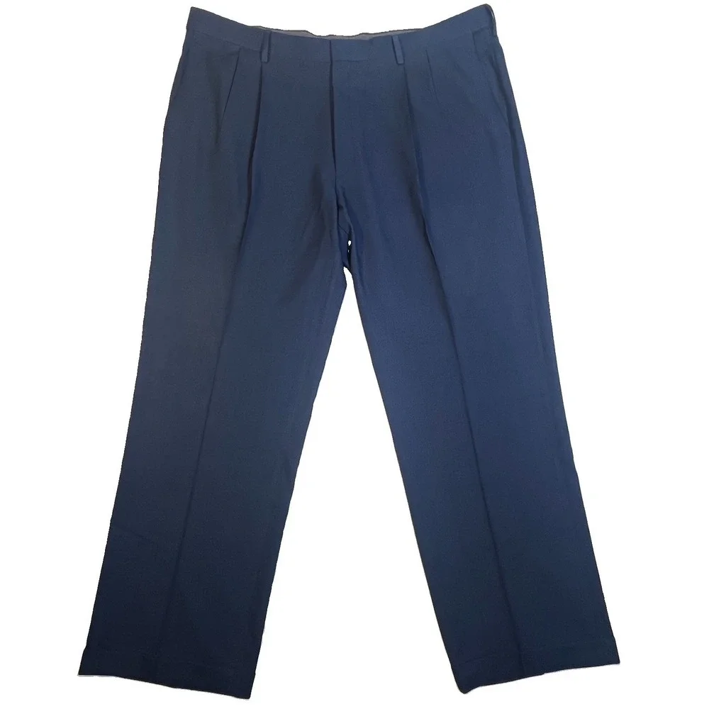 Haggar Men's Premium Comfort Dress Pants 42x30 Navy Classic Fit Stretch